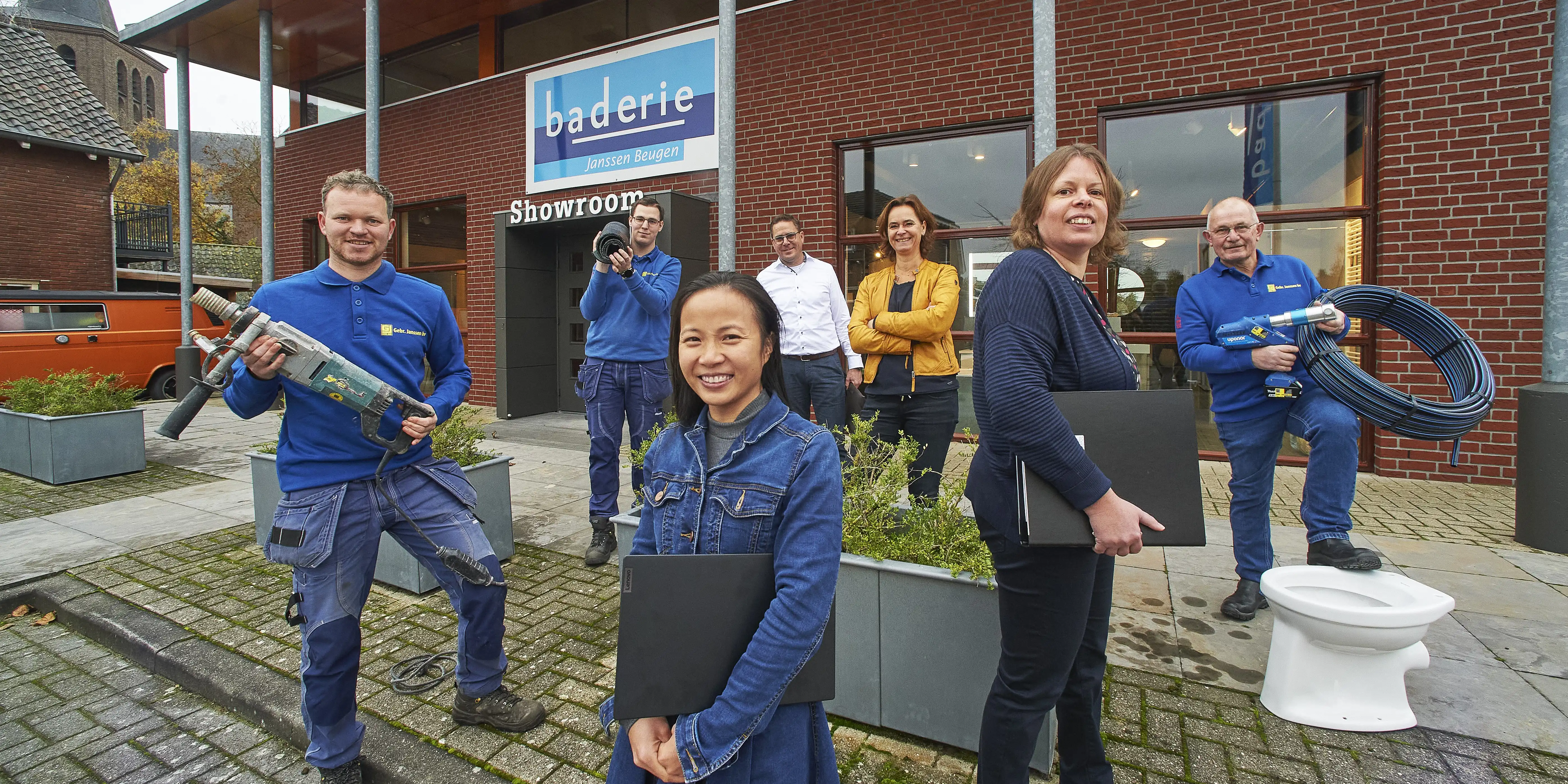 De verschillende medewerkers die bij Gebr. Janssen werken vertellen over het werk