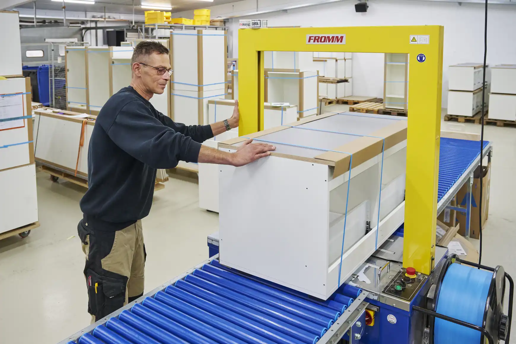 Barry op zijn werkplek bij Dekkers Fransen Keuken- en Interieurbouw