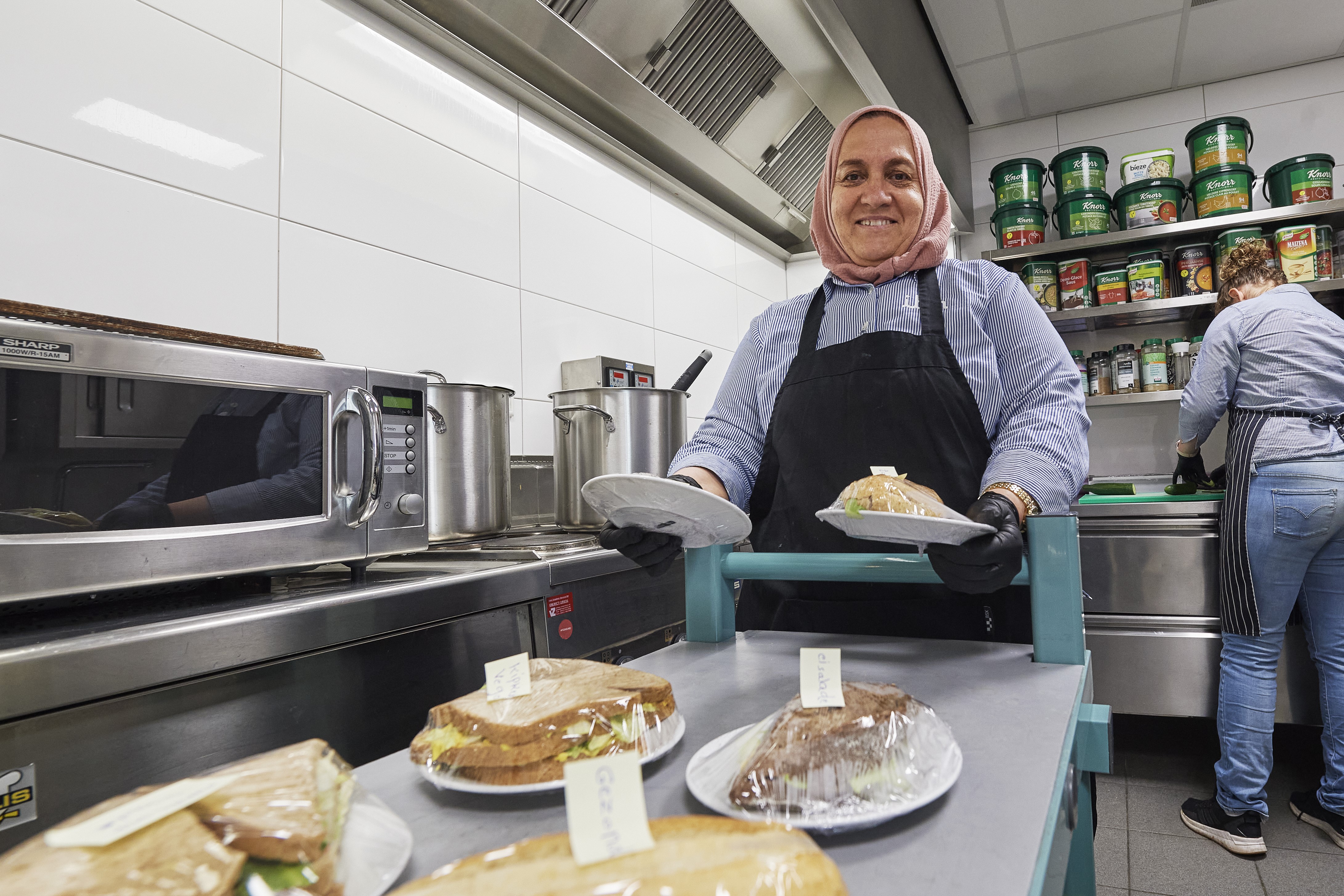 Sadika in de keuken