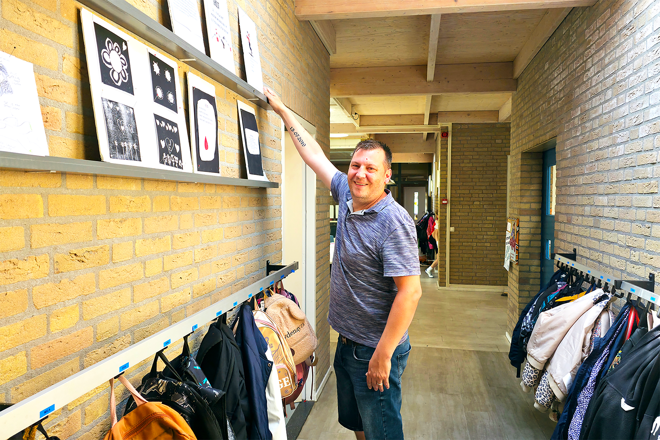 Rick op school aan het werk als conciërge