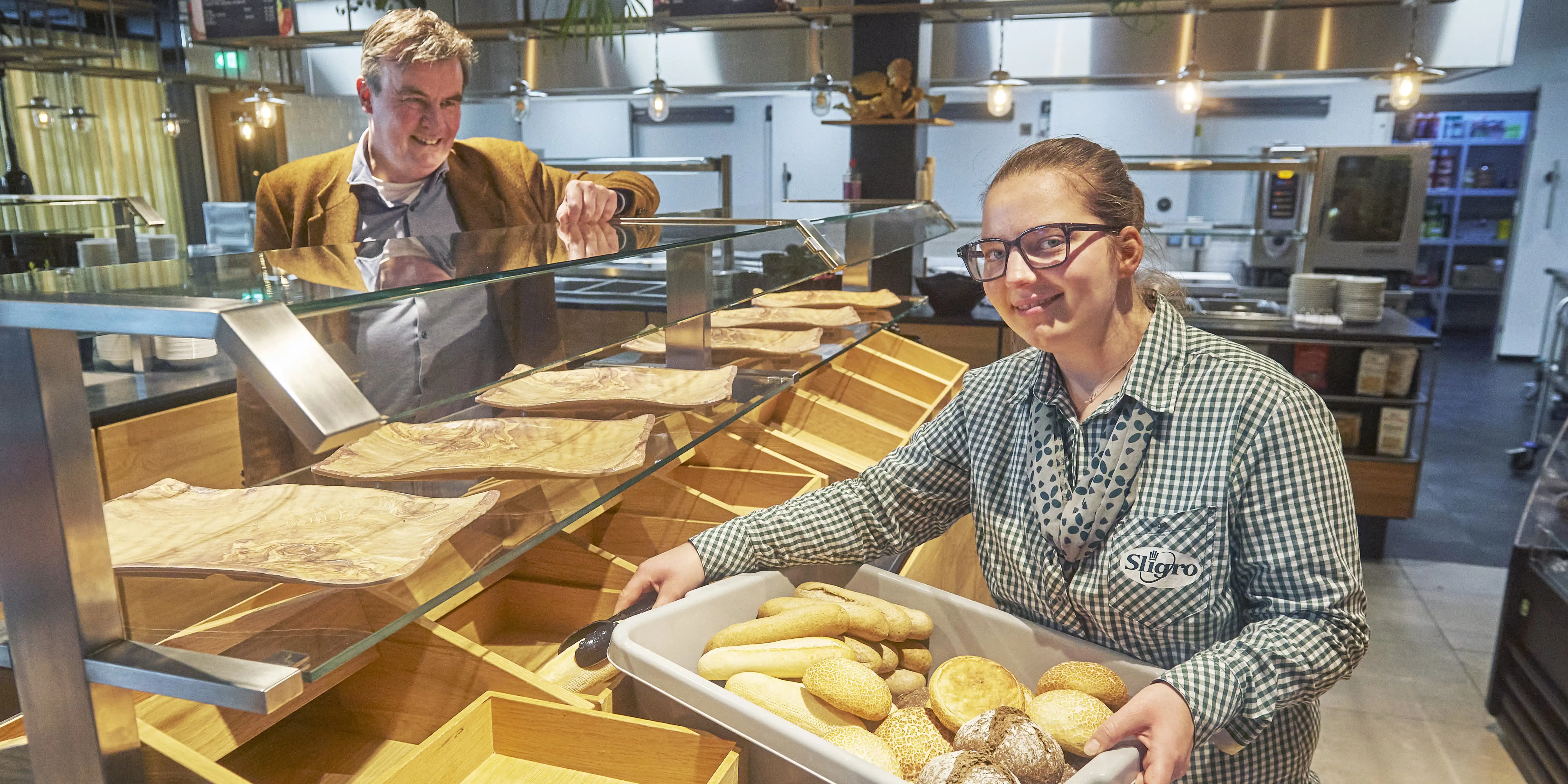 Laurine op haar werkplek bij de Sligro