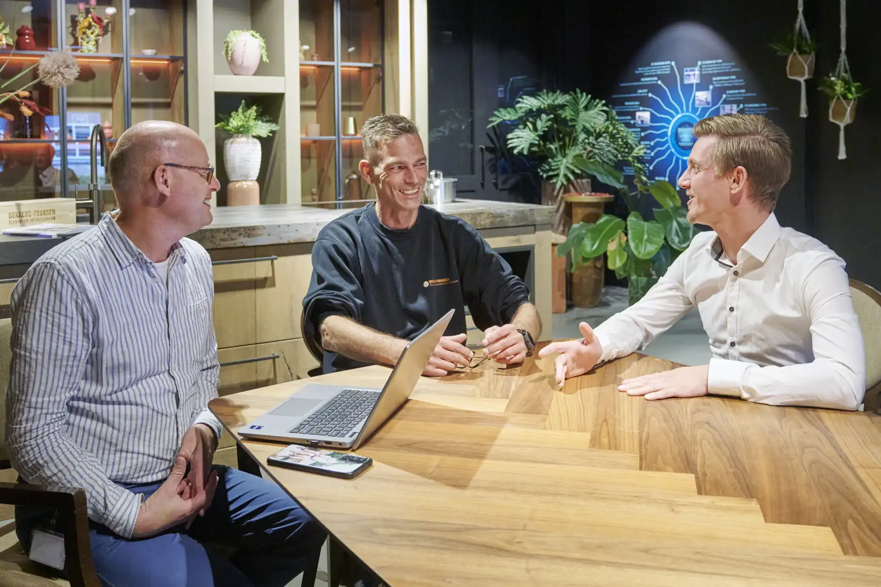 Rico, Barry en Koen in gesprek